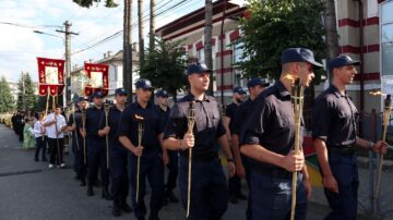 Credință și tradiție la Fălticeni: Procesiune impresionantă în cinstea Sfântului Ilie