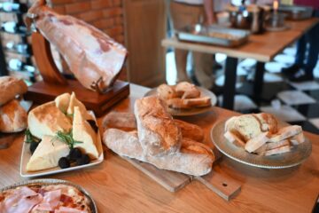 Restaurantul „ONE” – Pizzerie: bunătăți după rețete italiene fabuloase, cu arome delicioase, pregătite de bucătari școliți de specialiști italieni