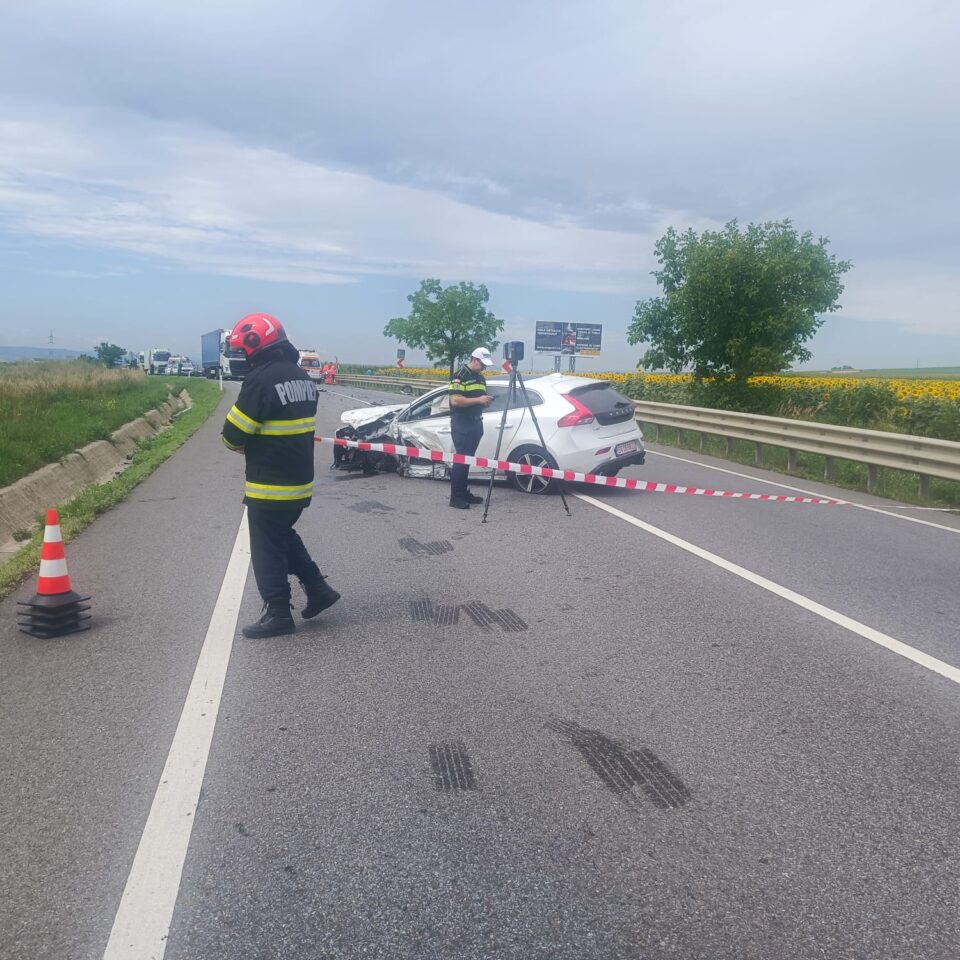 Accidentul de la ieșirea din Suceava, provocat de o tânără șoferiță de 18 ani, care a pătruns pe contrasens