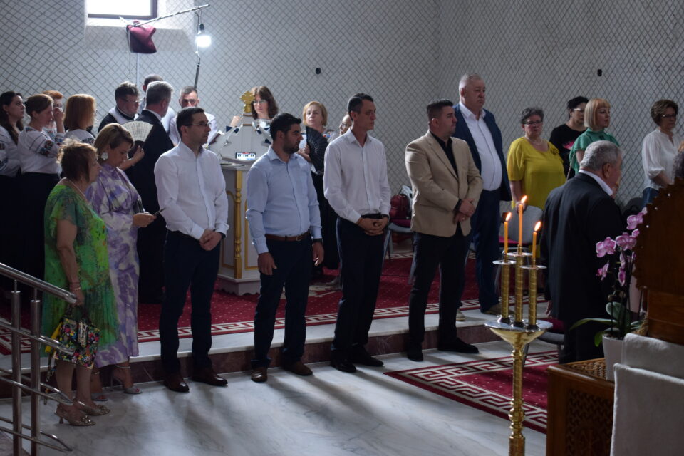 „Nunta de Aur” la Fălticeni: Peste 40 de cupluri celebrate pentru 50 de ani de căsătorie în cadrul unui eveniment emoționant
