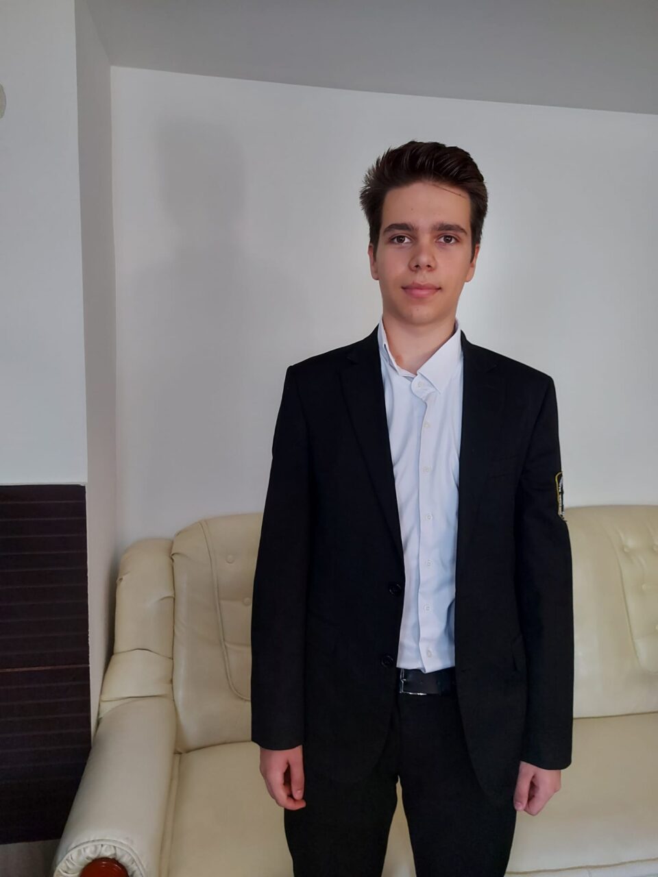 Un tânăr din Grămești este bursier al Academiei Române