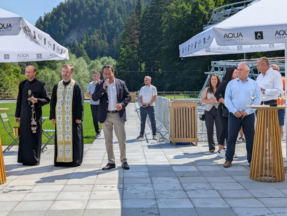 În Gura Humorului s-a inaugurat o nouă atracție turistică spectaculoasă, o sanie de vară cu un traseu de aproape 1,4 kilometri