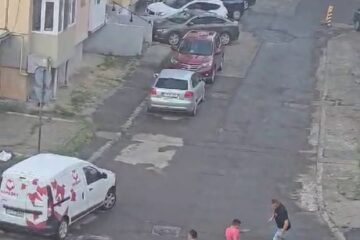 Patru tineri, reținuți în arest doar 24 de ore după o bătaie pe străzile din Burdujeni