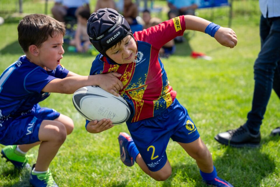 Gheorghe Șoldan, între 320 de copii care practică rugby, sport pe care CJ Suceava îl sprijină concret din acest an
