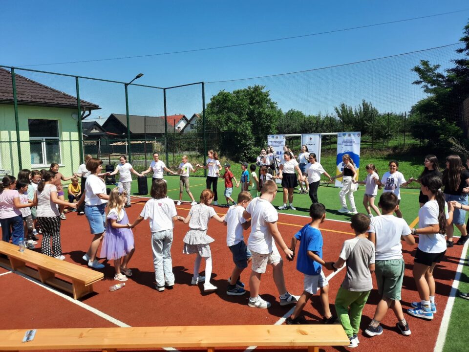 Peste 100 de copii de etnie ucraineană au participat la Școala de vară din Bălcăuți