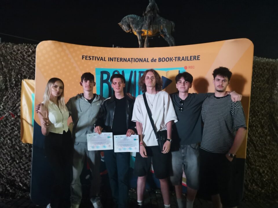 Ștefaniștii au câștigat trofeul celui mai mare festival școlar de book-trailere, la Cluj