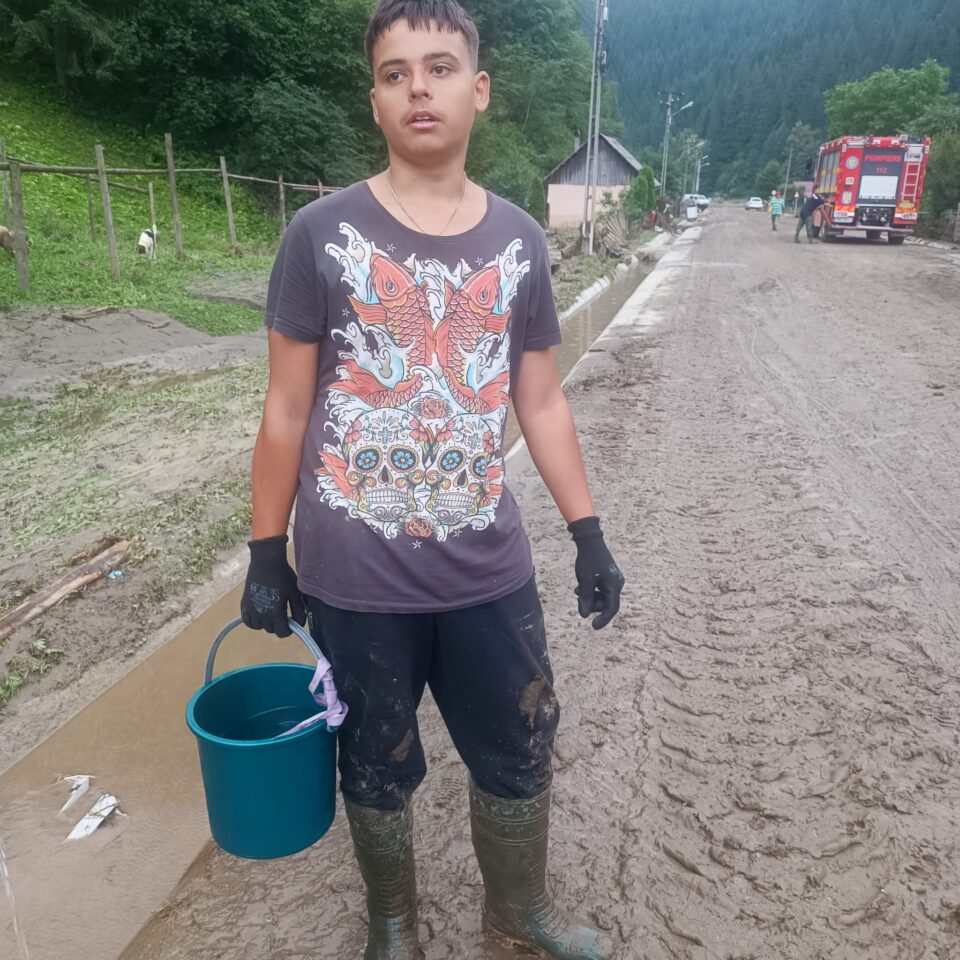 Vacanță de coșmar pentru Gavril Luca, un adolescent de 16 ani, din Broșteni