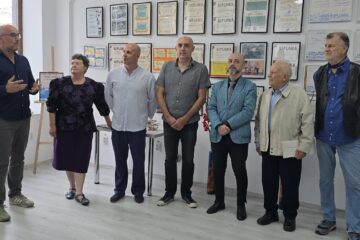 Expoziție cu medalii, trofee, diplome, fotografii, articole de presă ce reflectă cariera sportivului sucevean Tudor Ignat, la Galeria Zamca