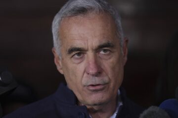 Călin Georgescu merge vineri la Broșteni pentru a fi alături de sinistrați