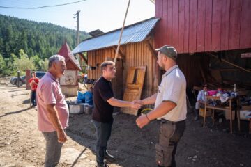 Șoldan: „Sprijinul financiar acordat de CJ Suceava comunelor Ostra și Stulpicani a permis începerea lucrărilor de urgență de după calamități”