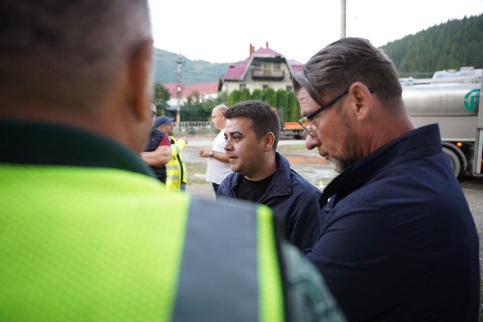 Șoldan anunță că locuitorii de la blocurile din Broșteni au început să beneficieze de apă menajeră