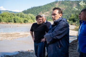 Șoldan: „Sprijinul financiar acordat de CJ Suceava comunelor Ostra și Stulpicani a permis începerea lucrărilor de urgență de după calamități”