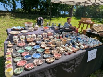 Aproape 100 de producători meșteri populari sunt prezenți până duminică la festivalul „Lume, Lume… hai la târg” din Muzeul Satului Bucovinean din Suceava