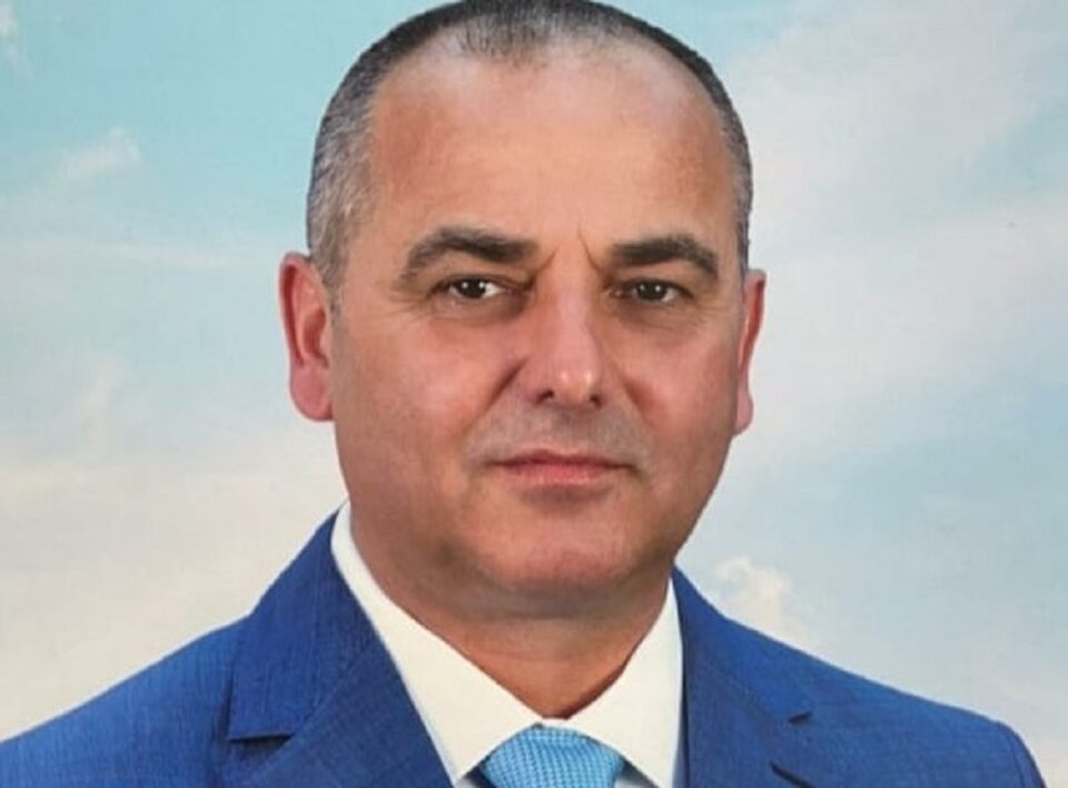 Primarul din Dărmănești a donat din propriul buzunar 15.000 de lei pentru sprijinirea victimelor inundațiilor