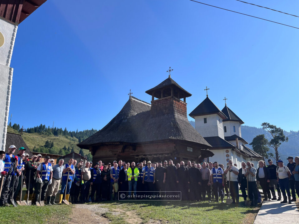 Arhiepiscopia Sucevei și Rădăuților continuă să ofere sprijin comunităților afectate de inundații