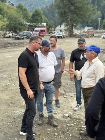 Mesajul prefectului Andronachi în a 7-a zi de după inundații: „Cu Dumnezeu alături, cu sufletul unit și cu oameni care nu se lasă, vom trece peste această încercare”