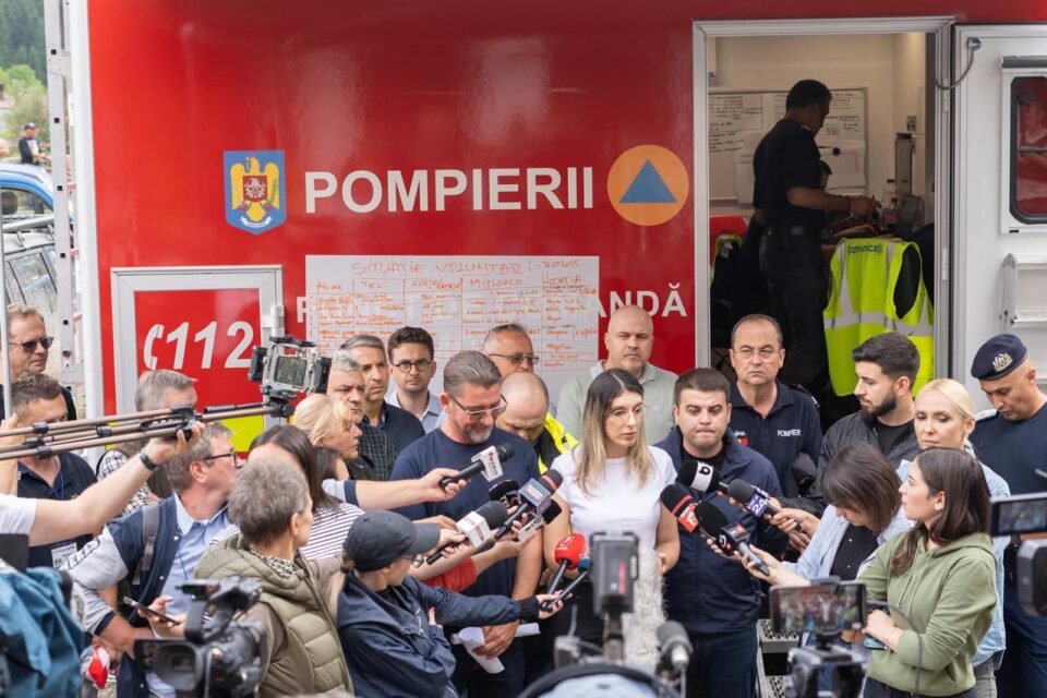 Mesajul prefectului Andronachi în a 7-a zi de după inundații: „Cu Dumnezeu alături, cu sufletul unit și cu oameni care nu se lasă, vom trece peste această încercare”