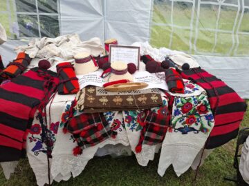 „Trofeul Bucovina!” a fost oferit unor meșteri populari din Maramureș și Republica Moldova