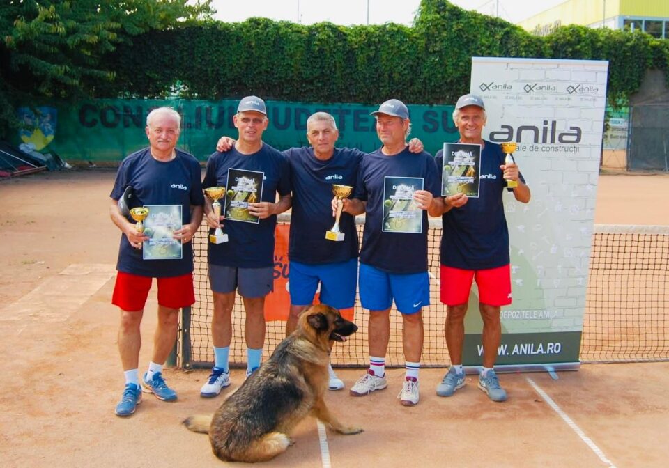 Cel mai bine cotaţi tenismeni seniori au participat la Cupa Anila