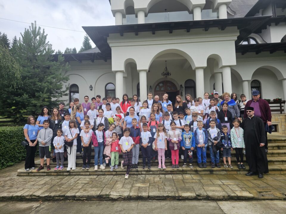65 de copii și tineri au participat la Academia Copiilor ,,Hristos – Bucuria mea”, la Ilișești