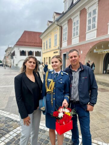 Denisa Moldovean din Sadova, carieră în aviație militară după absolvirea Academiei din Brașov
