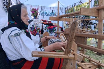 Trofeul Bucovina – Țesut - Hodor Pălăguță și Dumitru – Bârsana, Maramureș