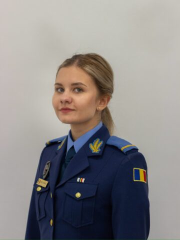 Denisa Moldovean din Sadova, carieră în aviație militară după absolvirea Academiei din Brașov