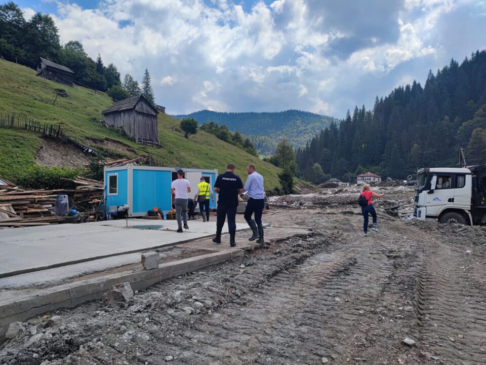 Prefectura Suceava a suplimentat numărul comisiilor care evaluează pagubele din localitățile afectate de inundații