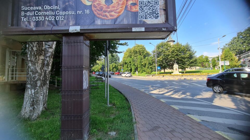 Somații de 3 - 5 zile pentru ridicarea spațiilor publicitare din Suceava