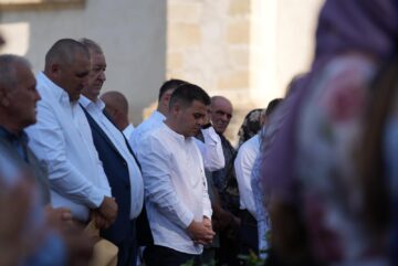 Peste 1.000 de credincioși ortodocși au fost participat la slujba oficiată de Preasfințitul Părinte Nectarie de Bogdania de hramul Mănăstirii Slatina