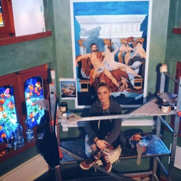 Andra Mihalescu – Tzwtzu, artista din Suceava care pictează lumi, „Între lumi”