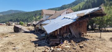 Șoldan anunță că toate casele din Broșteni afectate grav de inundații și-au găsit constructori, fără bani de la Guvern