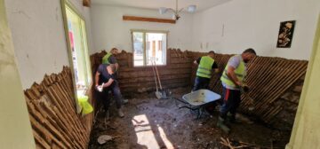 Șoldan anunță că toate casele din Broșteni afectate grav de inundații și-au găsit constructori, fără bani de la Guvern