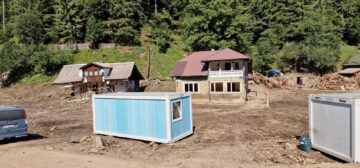 Șoldan anunță că toate casele din Broșteni afectate grav de inundații și-au găsit constructori, fără bani de la Guvern