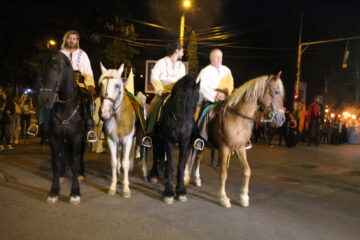 La cea mai mare paradă a unui festival medieval vor participa și 50 de cai