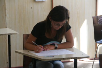 Cea de-a doua probă scrisă din cadrul bacalaureatului a adunat în sălile de examen 454 de elevi dintr-un total de 552 de înscriși