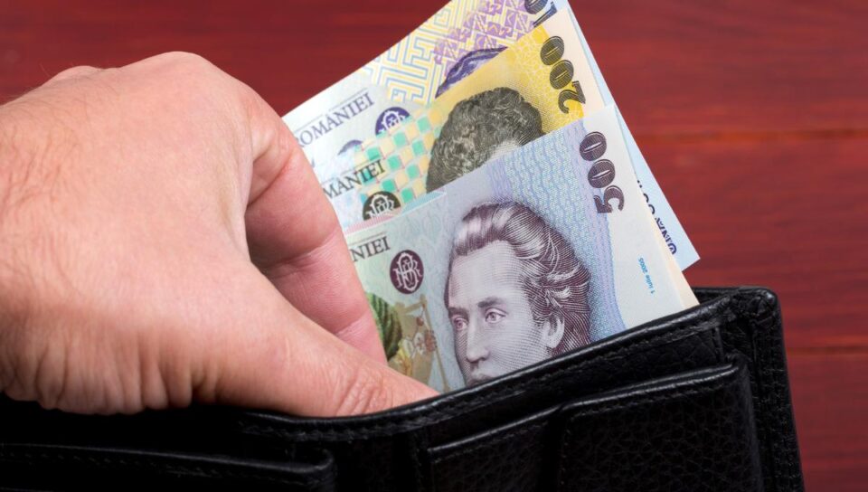 Sunt tichetele de masă incluse în salariul minim brut?