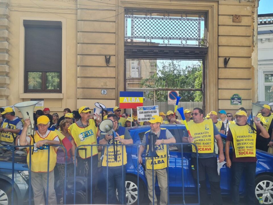 Liderii celor mai mari sindicate din educație au protestat din nou la București