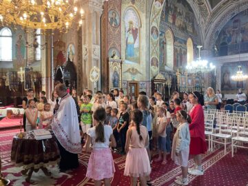 Zeci de copii au participat la „Școala de Vară” organizată la Biserica „Sf. Gheorghe” din Bosanci