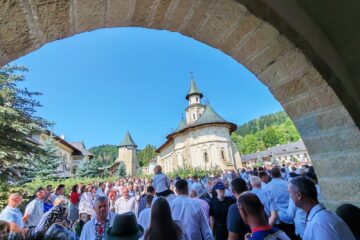Putna 15 august 2025
