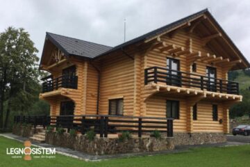 Visezi la cabana perfectă? Legnosistem din Câmpulung Moldovenesc construiește cabane din lemn rotund