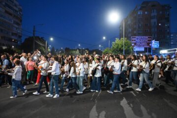 Cea mai mare paradă medievală din România a marcat debutul Festivalului de Artă Medievală „Ștefan cel Mare” Suceava