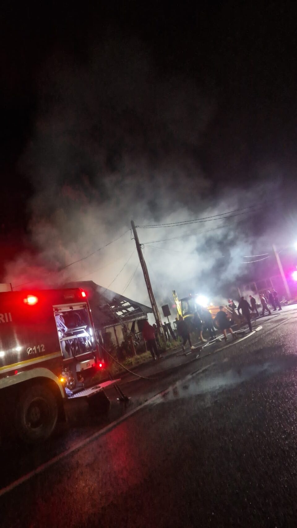 Un bărbat de 89 de ani a murit carbonizat în casa incendiată intenționat