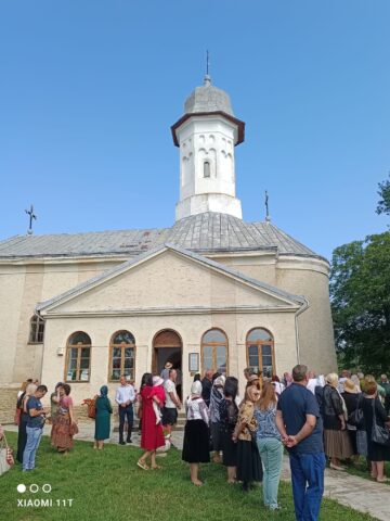 Tradiția Hramului Adormirii Maicii Domnului a adunat credincioșii armeni în jurul Mănăstirii Hagigadar