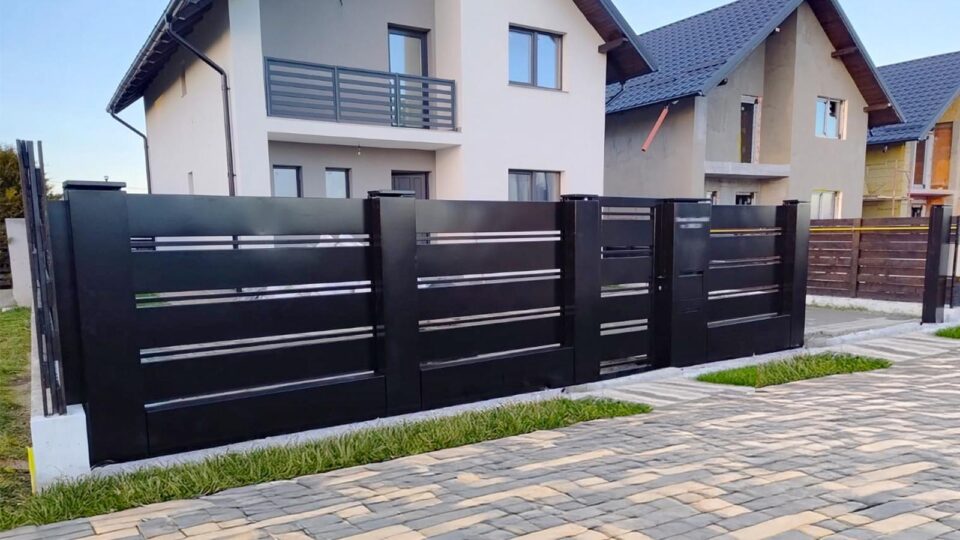 Trutzi Suceava – 450 mp de inspiraţie pentru împrejmuirea ta