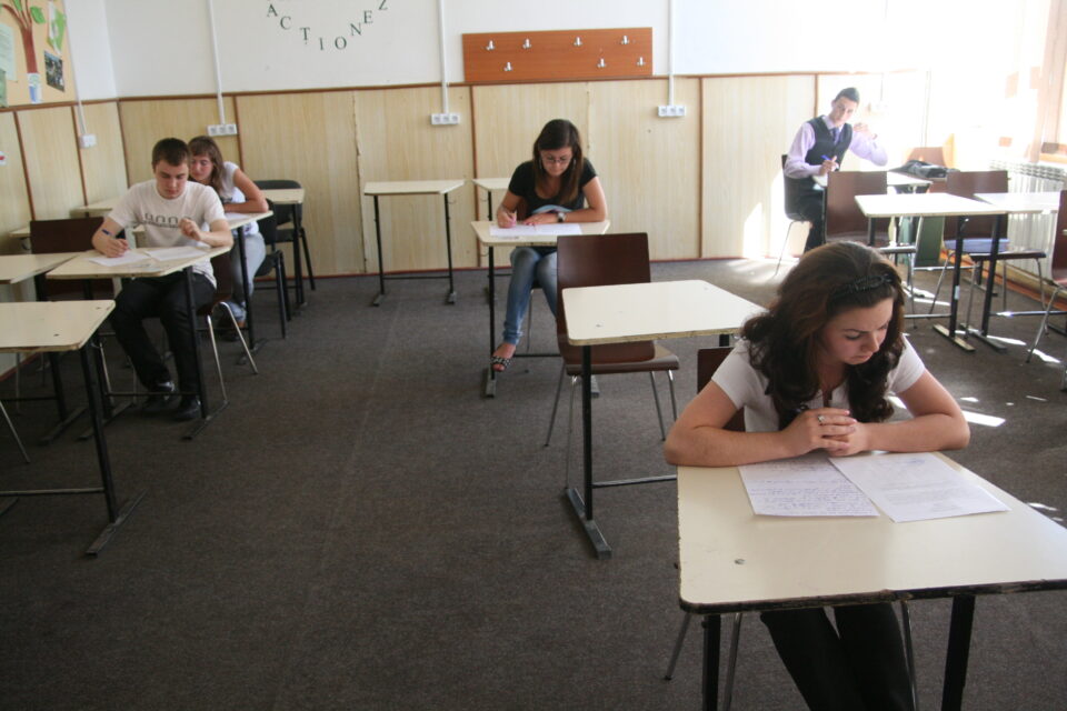 314 lucrări de la bacalaureat vor fi recorectate