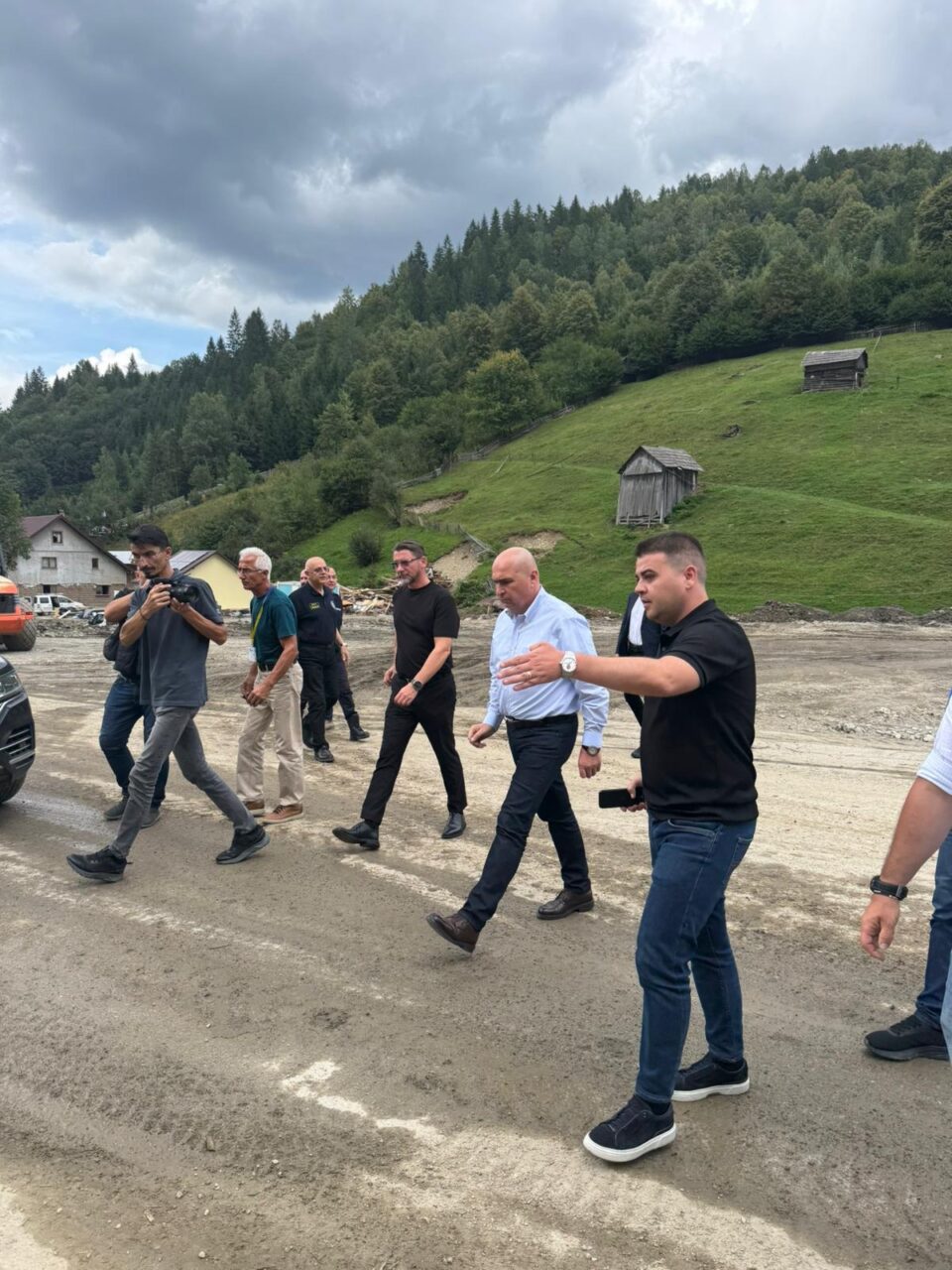 Premierul Ilie Bolojan a venit astăzi la Broșteni