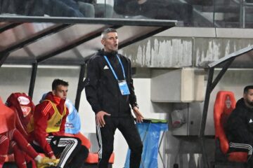 Șoimii și-a tras antrenor cu ștaif și forțează promovarea în Liga a II-a