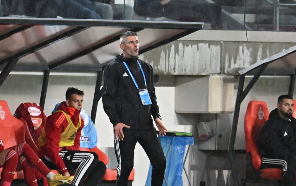 Șoimii și-a tras antrenor cu ștaif și forțează promovarea în Liga a II-a