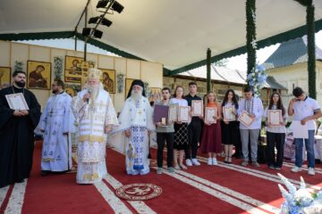 Arhiepiscopia Sucevei și Rădăuților i-a premiat pe elevii suceveni cu rezultate deosebite la Evaluarea Națională și la Examenul Național de Bacalaureat, sesiunea 2025